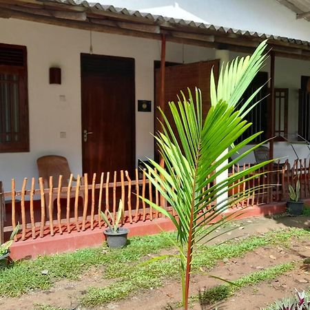 Ranmitha Villa Weligama Exteriör bild