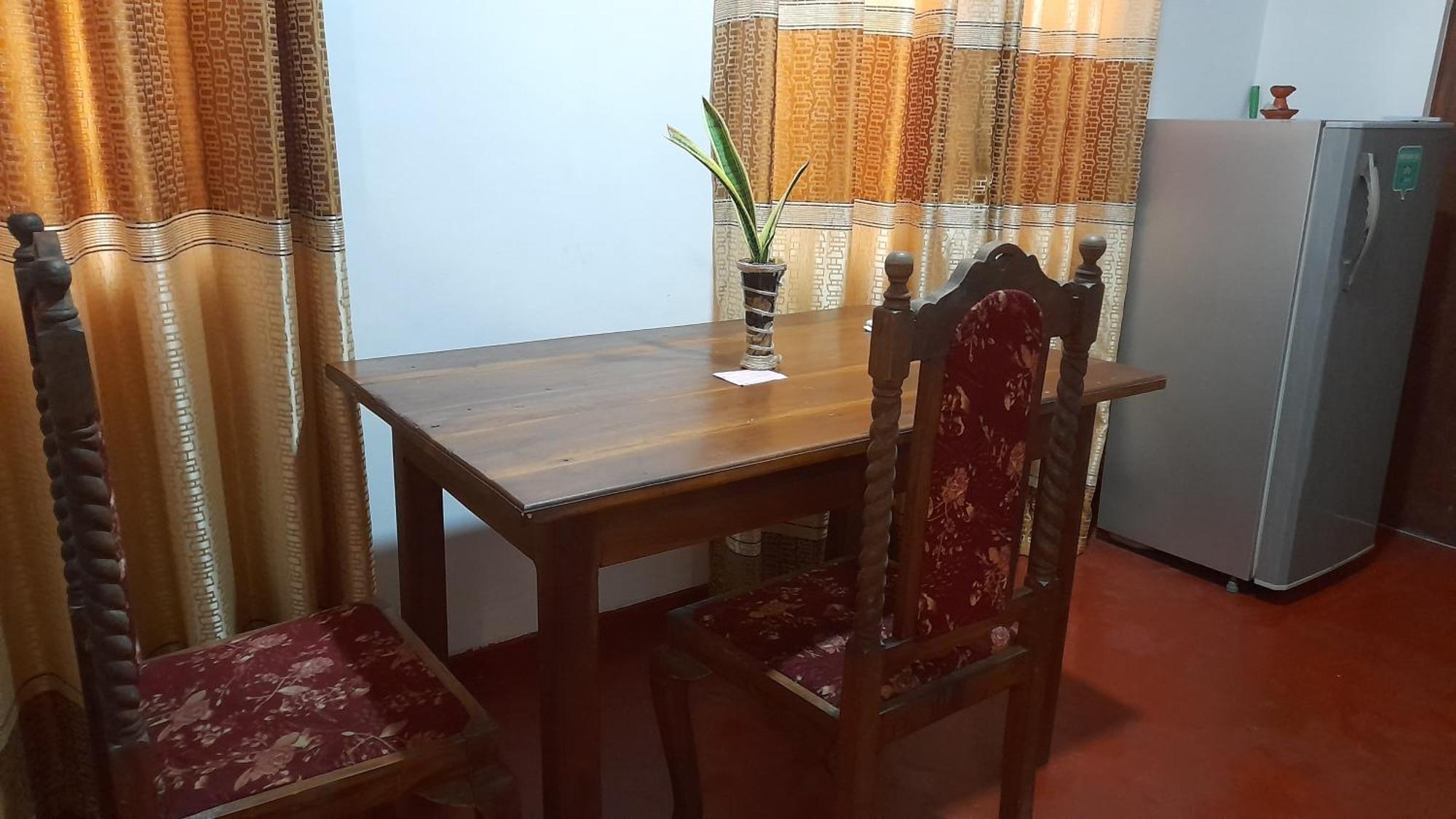 Ranmitha Villa Weligama Rum bild